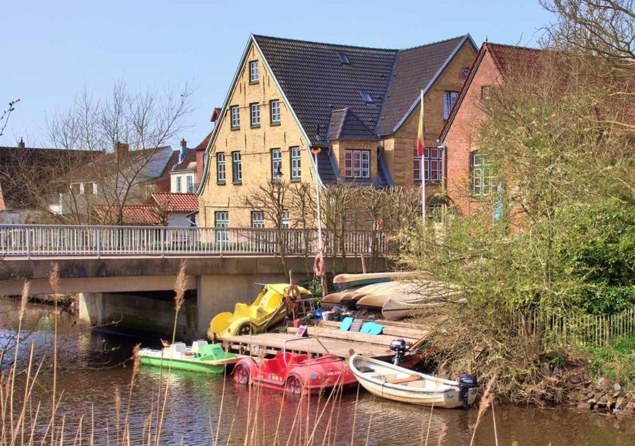 Friedrichstadtnixe, Meerchenhaftes Haus Mit Sauna Екстериор снимка